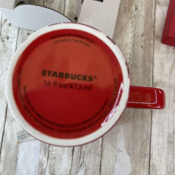 Starbucks Christmas Red Coffee Cup with Mermaid Logo 2014 - Picture 4 of 4